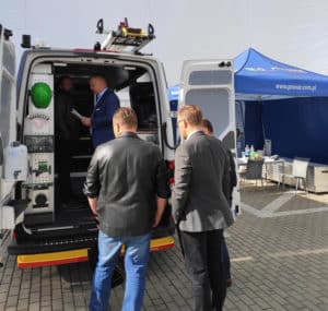 Prezentacja zabudowy modułowej samochodu użytkowego na targach Energetab 2019 Bielsko-Biała